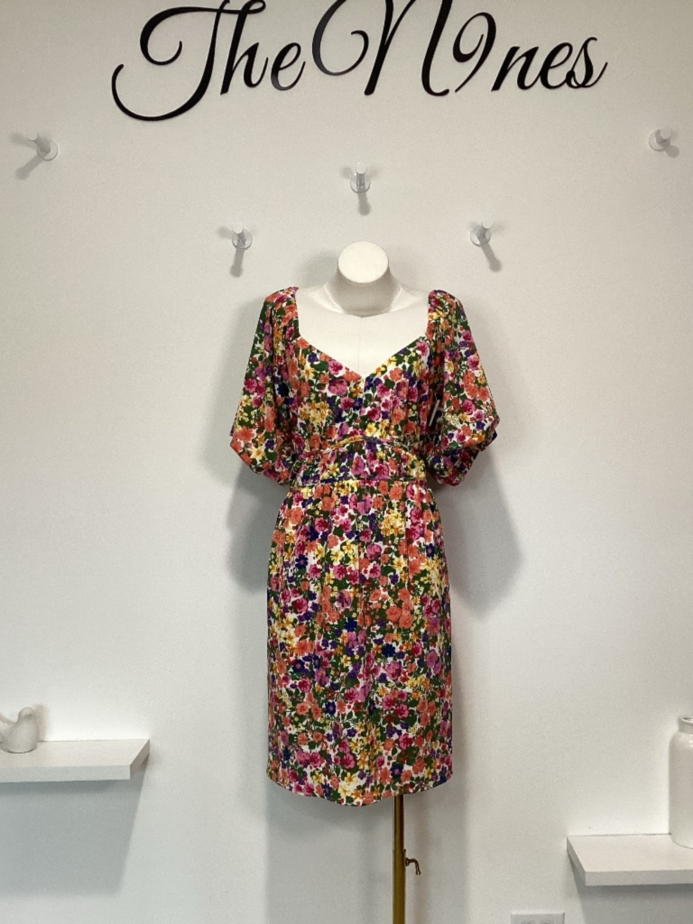 Cato Multi Color Floral Knee Length Dress w/ Puff Sleeves EUC XL